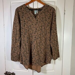 Aventura Women's Brown Floral Print Long Sleeve V-Neck Organic Cotton Top‎